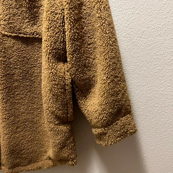 Old Navy Cozy Sherpa Jacket Sycamore Bark Size XL Teddy Shacket Sweater Camel - Picture 5 of 9